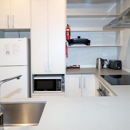 Apartment On Beale Street Хамилтън Екстериор снимка